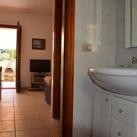 Διαμέρισμα Con Giardino In Contesto Riservato Non Lontana Dal Mare Bel01 *