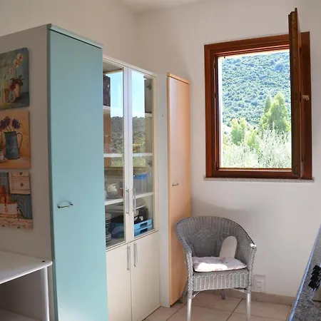 Con Giardino In Contesto Riservato Non Lontana Dal Mare Bel01 Agrustos