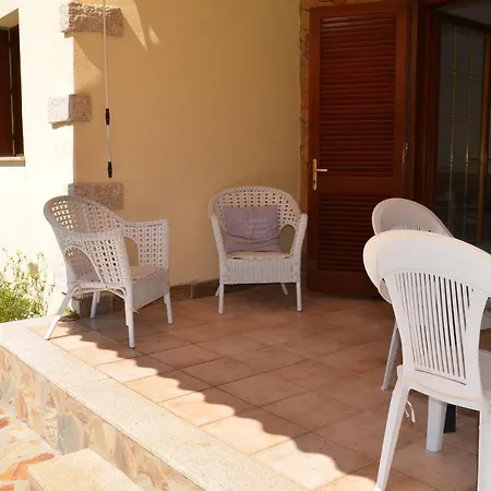 Con Giardino In Contesto Riservato Non Lontana Dal Mare Bel01 * Agrustos