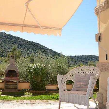 Con Giardino In Contesto Riservato Non Lontana Dal Mare Bel01 Apartmán