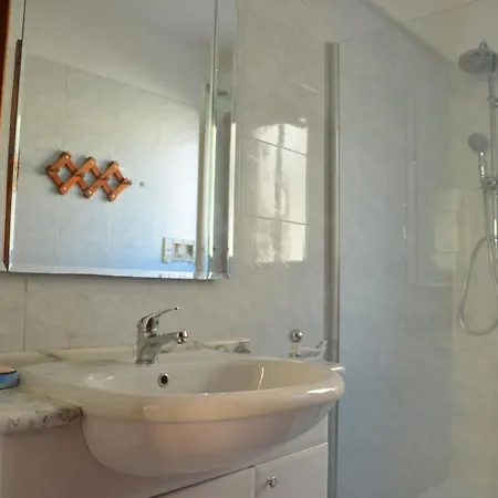 Con Giardino In Contesto Riservato Non Lontana Dal Mare Bel01 Apartament *